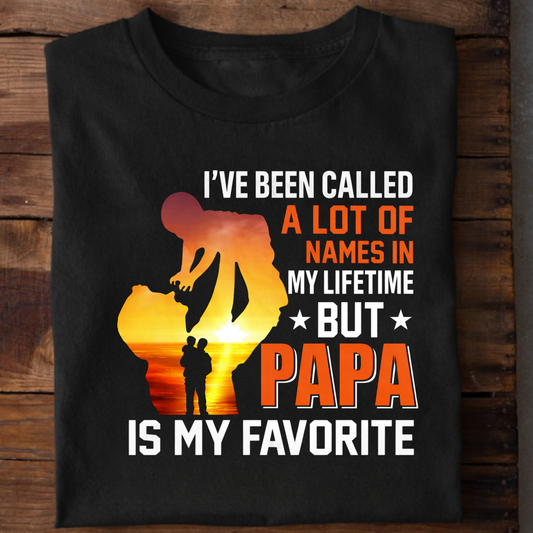 MY FAVORITE NAME IS PAPA (FATHER & SON) CLASSIC T-SHIRT