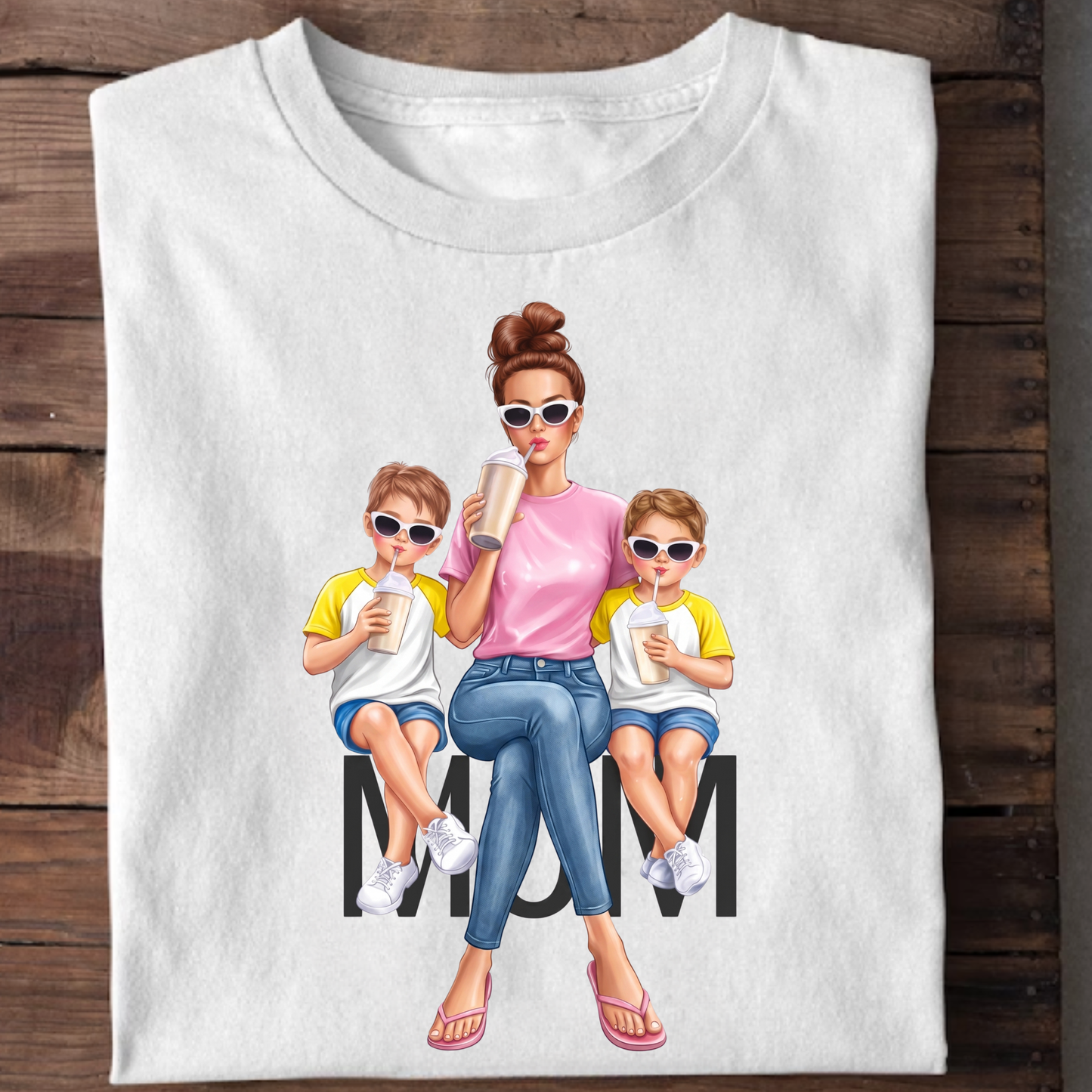 MOM WITH TWO SONS CLASSIC T-SHIRT